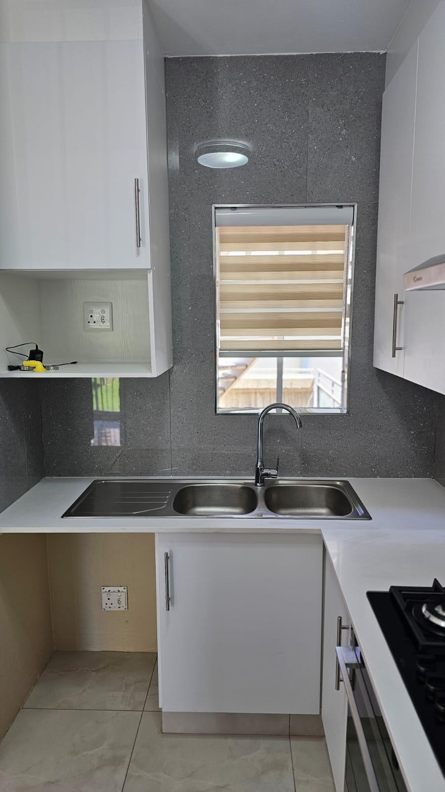 To Let 1 Bedroom Property for Rent in Upper Houghton Gauteng