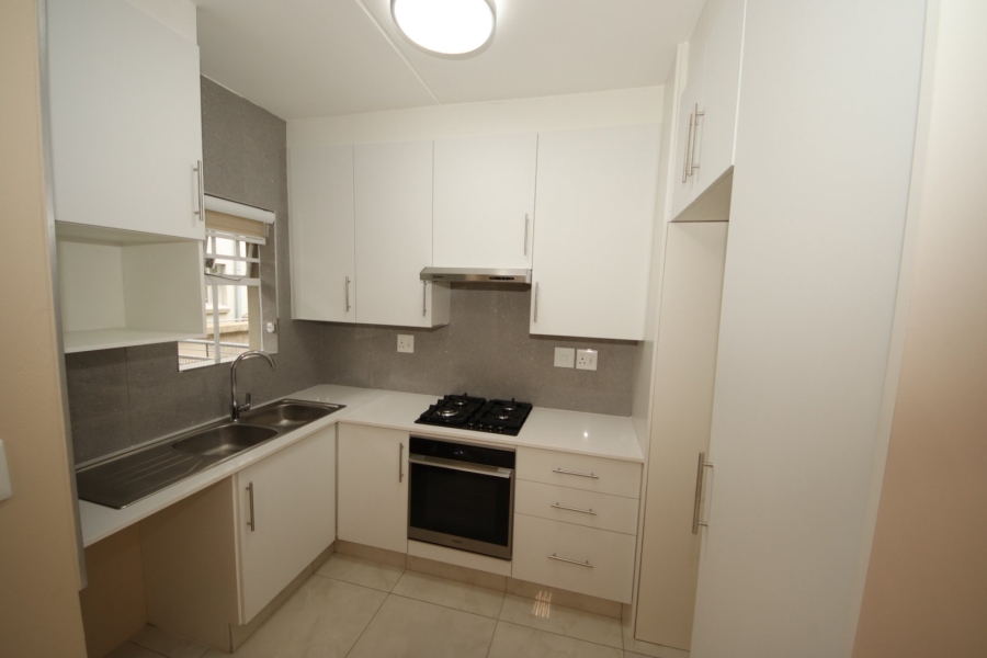 To Let 1 Bedroom Property for Rent in Upper Houghton Gauteng