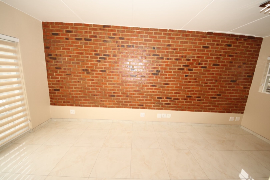 To Let 1 Bedroom Property for Rent in Upper Houghton Gauteng