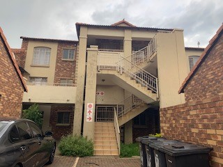 To Let 2 Bedroom Property for Rent in Monavoni Gauteng