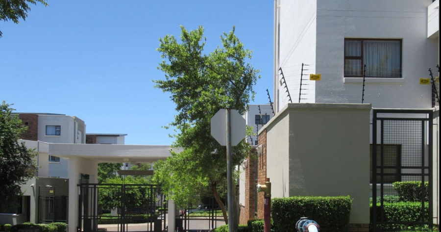 2 Bedroom Property for Sale in Ferndale Gauteng