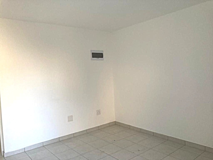 To Let 1 Bedroom Property for Rent in Victory Park Gauteng