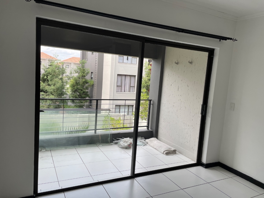 To Let 2 Bedroom Property for Rent in Fourways Gauteng