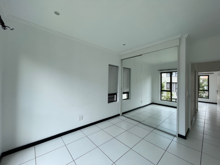 To Let 2 Bedroom Property for Rent in Fourways Gauteng