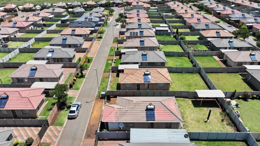 3 Bedroom Property for Sale in Sky City Gauteng