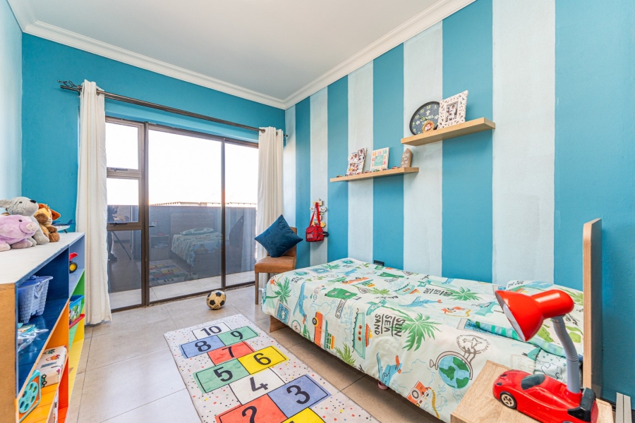 5 Bedroom Property for Sale in Wildtuinpark Gauteng