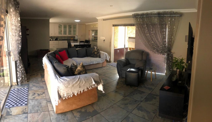 3 Bedroom Property for Sale in Beyers Park Gauteng