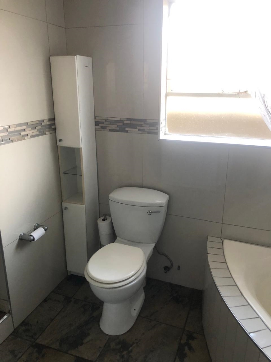 3 Bedroom Property for Sale in Beyers Park Gauteng
