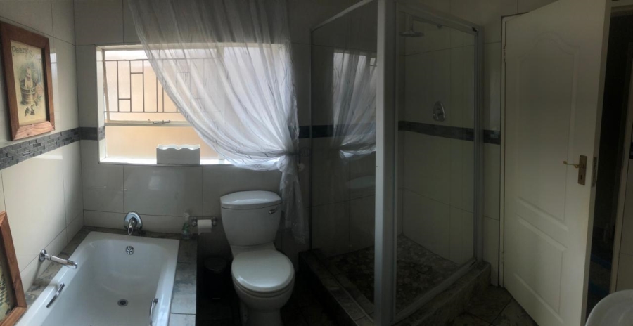 3 Bedroom Property for Sale in Beyers Park Gauteng