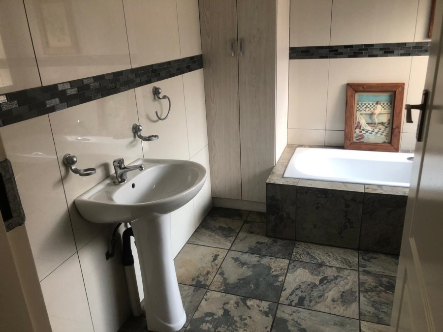 3 Bedroom Property for Sale in Beyers Park Gauteng