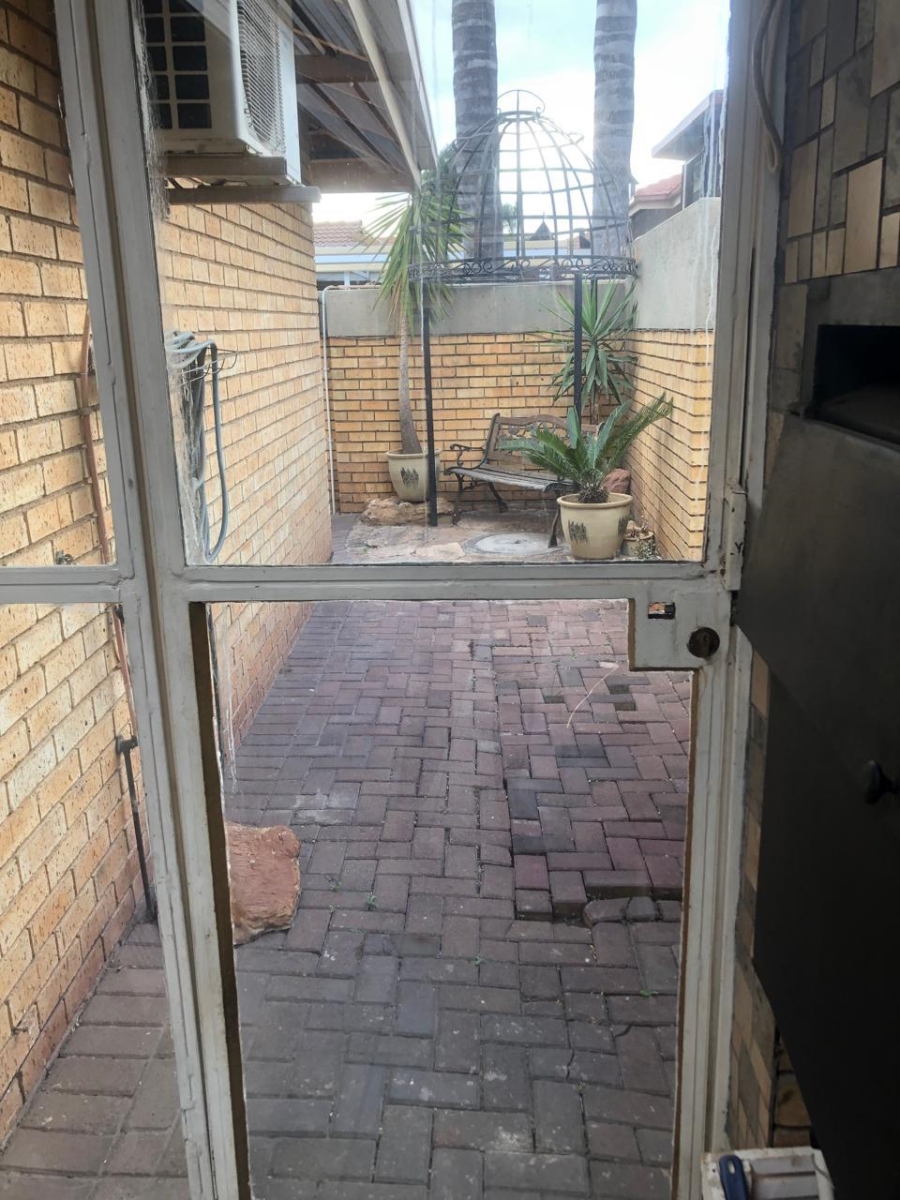 3 Bedroom Property for Sale in Beyers Park Gauteng