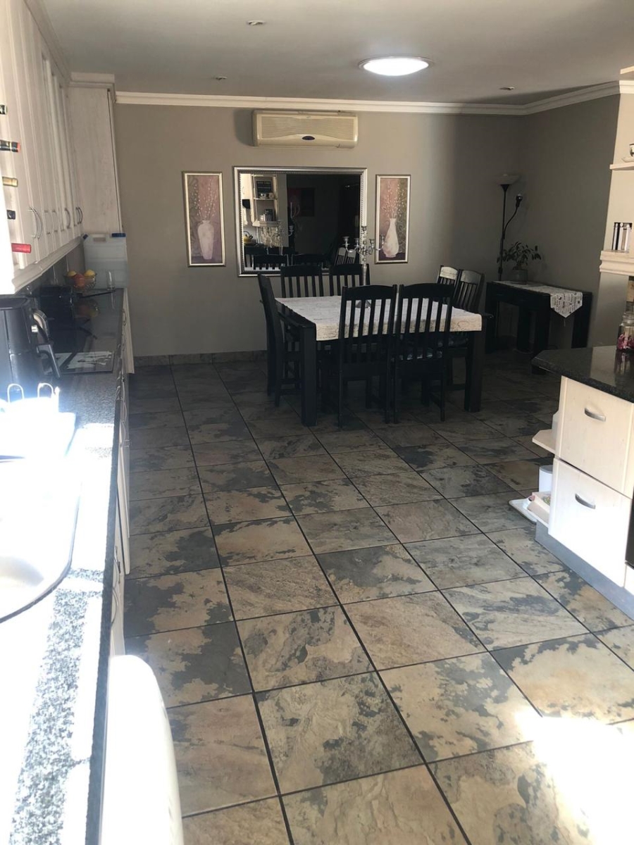 3 Bedroom Property for Sale in Beyers Park Gauteng