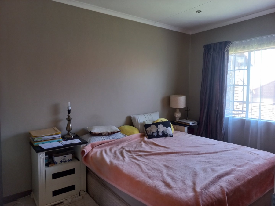 3 Bedroom Property for Sale in Mooikloof Ridge Gauteng