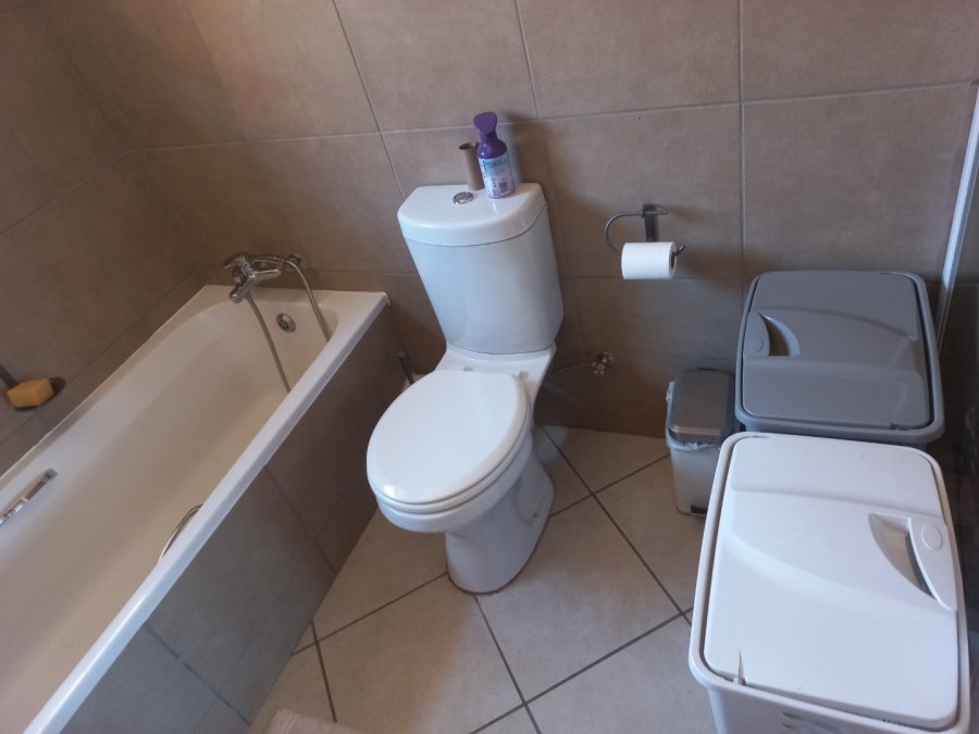 3 Bedroom Property for Sale in Mooikloof Ridge Gauteng