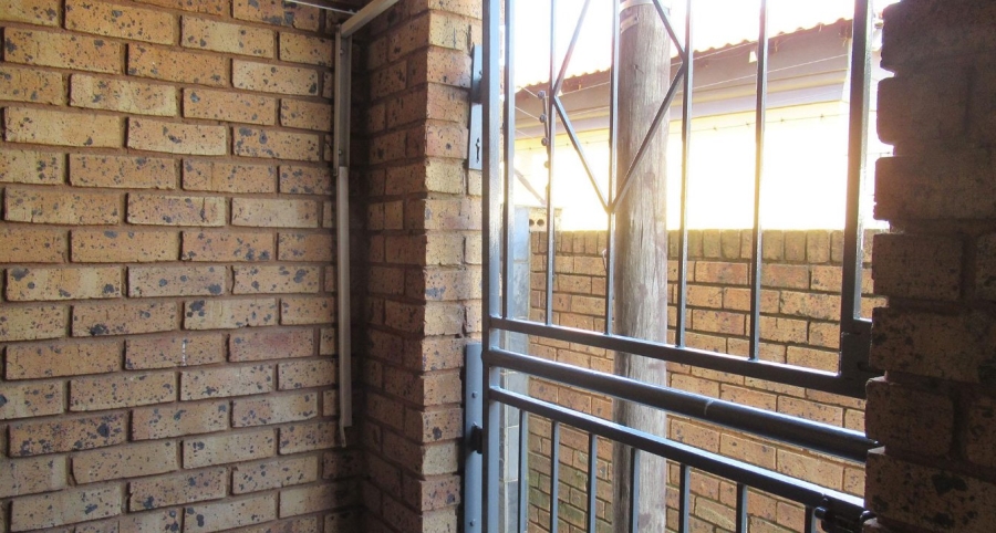 2 Bedroom Property for Sale in Elspark Gauteng