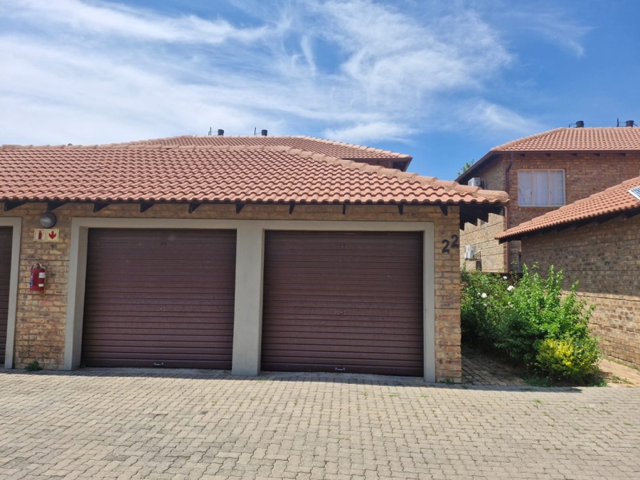 3 Bedroom Property for Sale in Annlin Gauteng