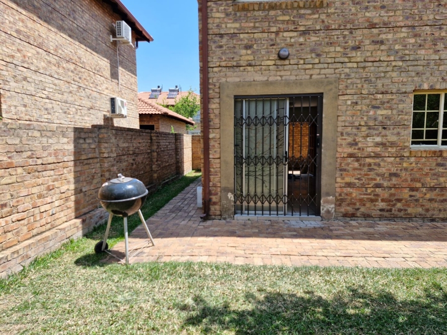 3 Bedroom Property for Sale in Annlin Gauteng