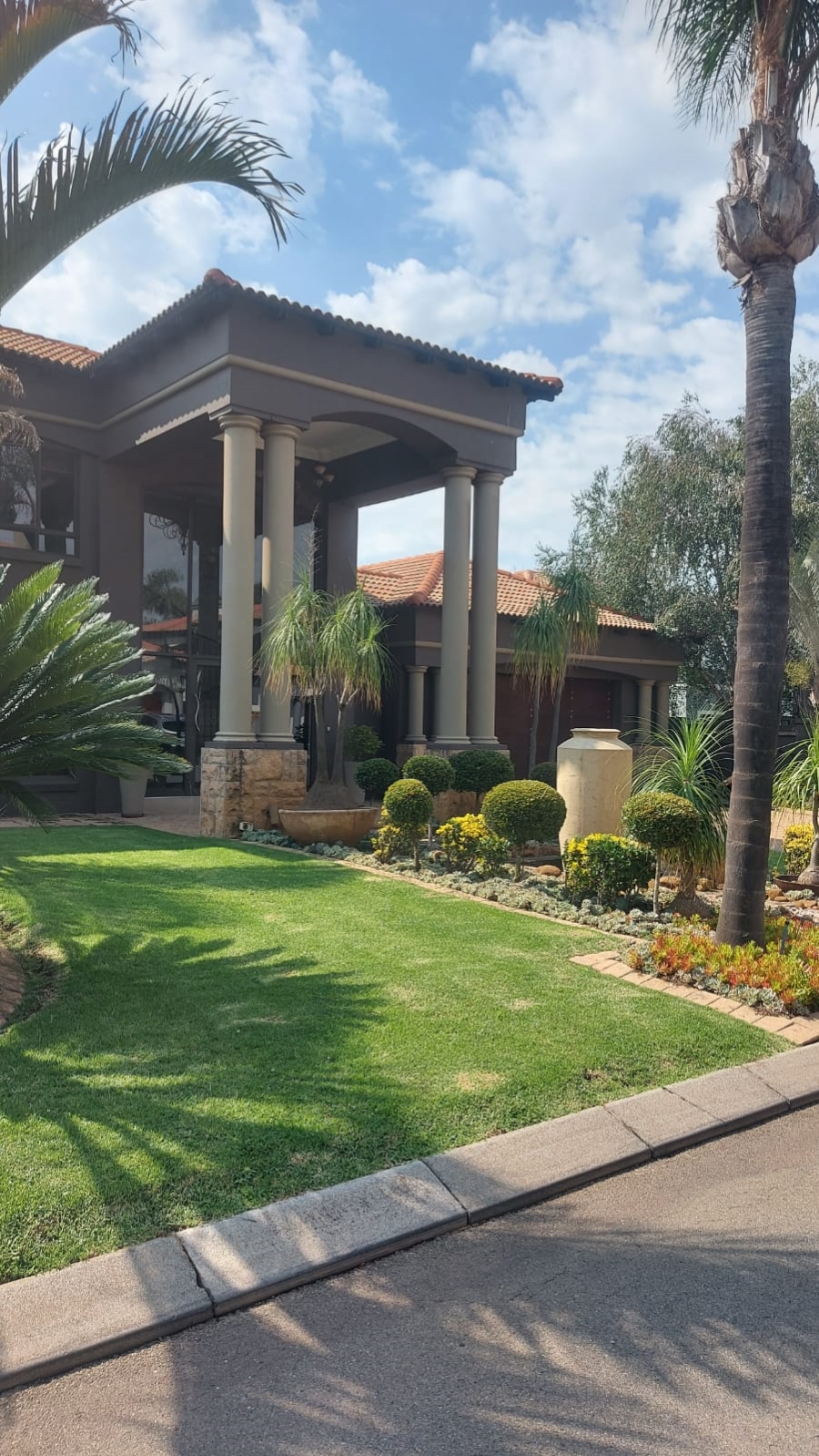 4 Bedroom Property for Sale in Sunward Park Gauteng