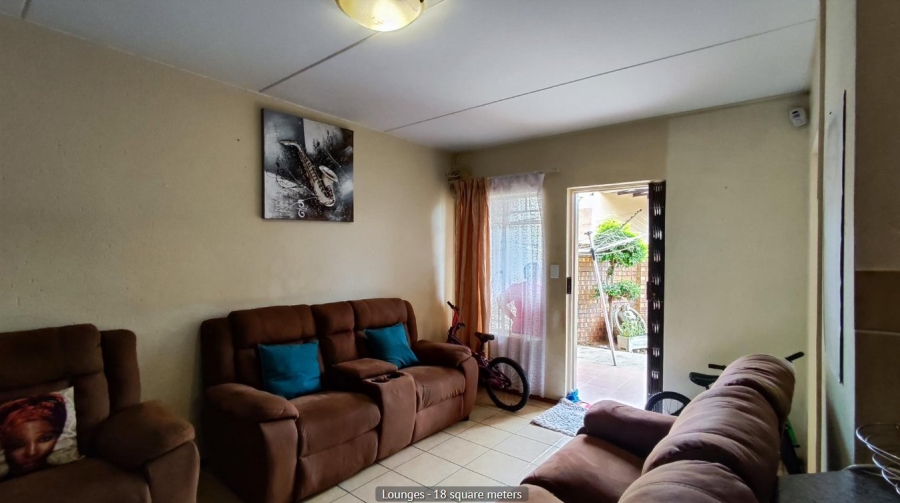 2 Bedroom Property for Sale in Comet Gauteng