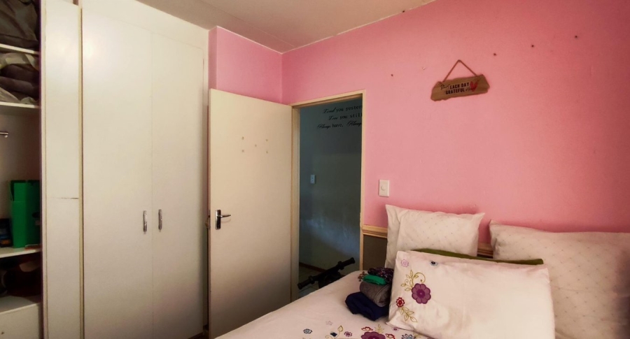 2 Bedroom Property for Sale in Comet Gauteng