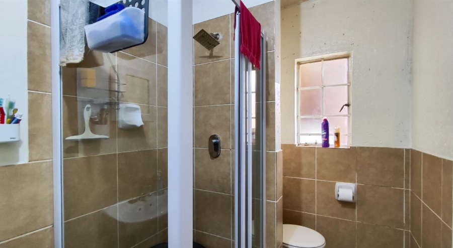 2 Bedroom Property for Sale in Comet Gauteng