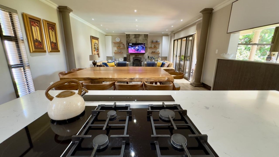 4 Bedroom Property for Sale in Eldoraigne Gauteng