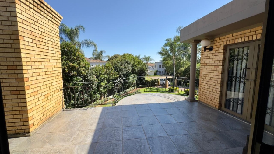 4 Bedroom Property for Sale in Eldoraigne Gauteng