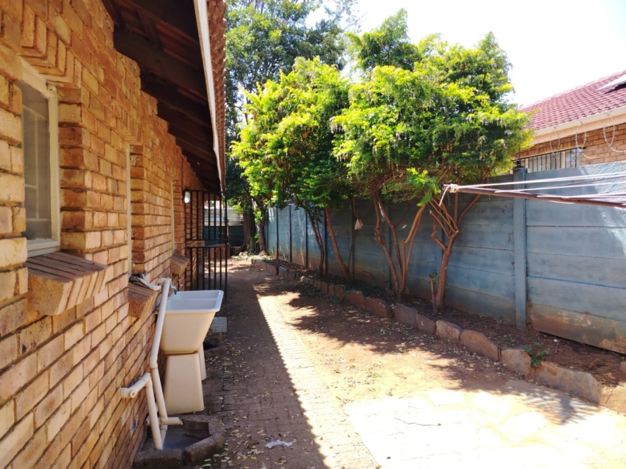 3 Bedroom Property for Sale in Silverton Gauteng