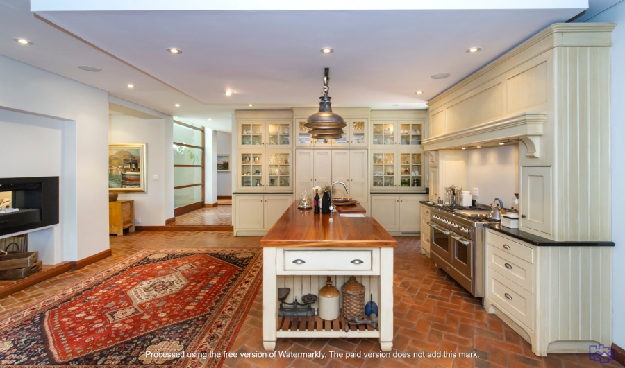 6 Bedroom Property for Sale in Bedfordview Gauteng