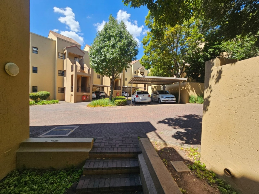 2 Bedroom Property for Sale in Sunninghill Gauteng