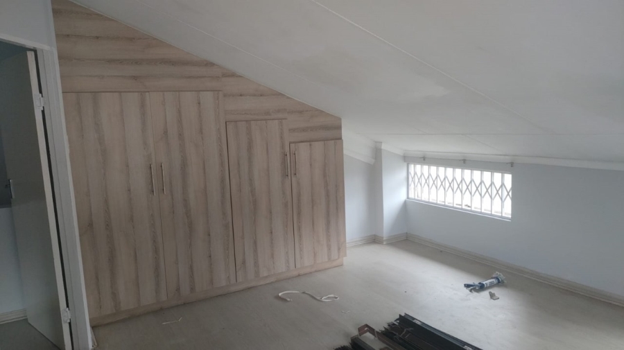 2 Bedroom Property for Sale in Marister Gauteng