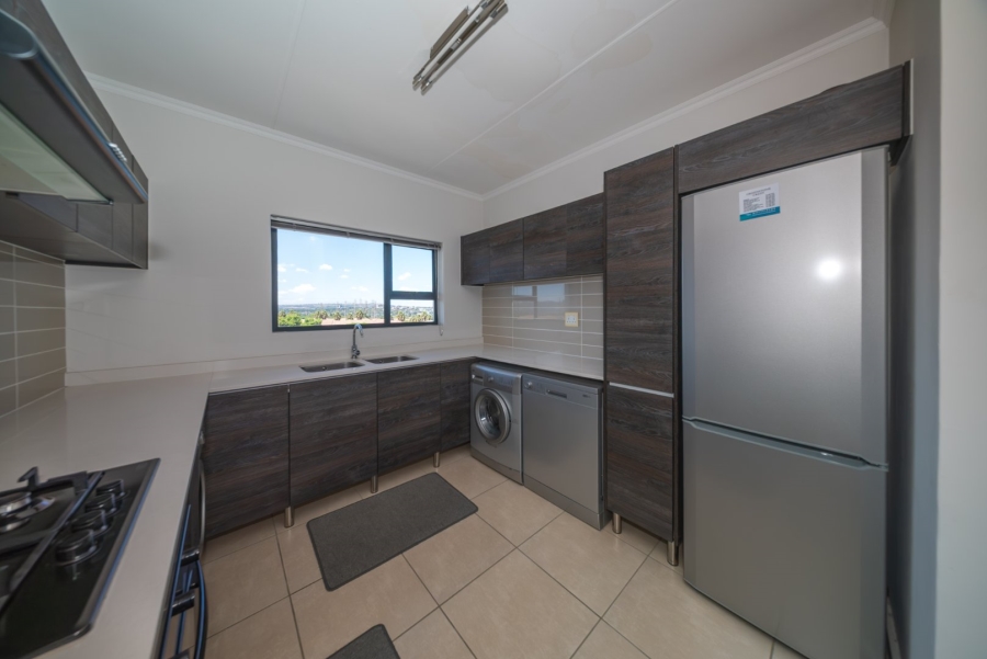 2 Bedroom Property for Sale in Greenstone Crest Gauteng