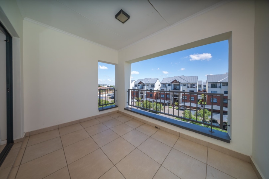 2 Bedroom Property for Sale in Greenstone Crest Gauteng