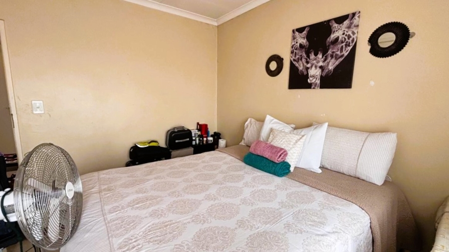 2 Bedroom Property for Sale in Eco Park Gauteng