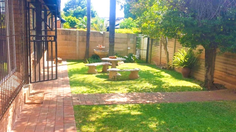 To Let 3 Bedroom Property for Rent in Rooihuiskraal Gauteng