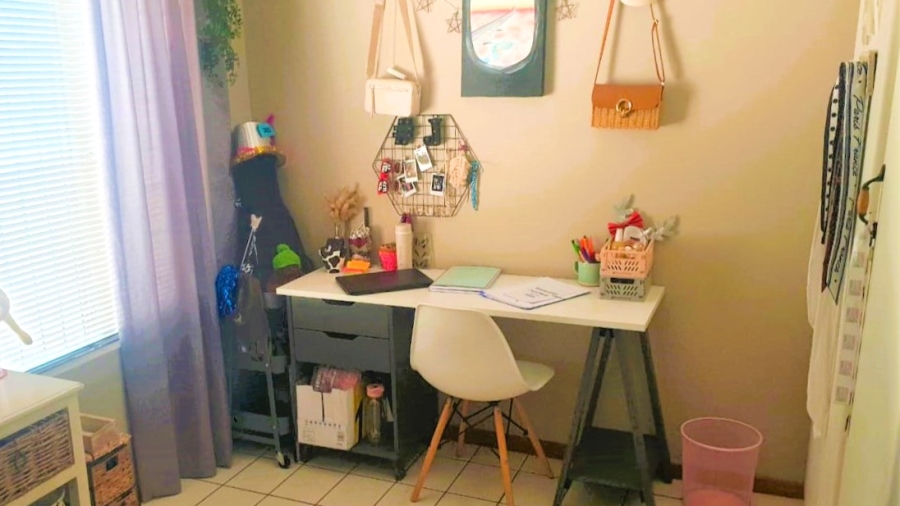 To Let 3 Bedroom Property for Rent in Rooihuiskraal Gauteng