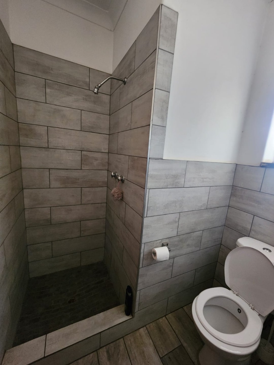 4 Bedroom Property for Sale in Rhodesfield Gauteng