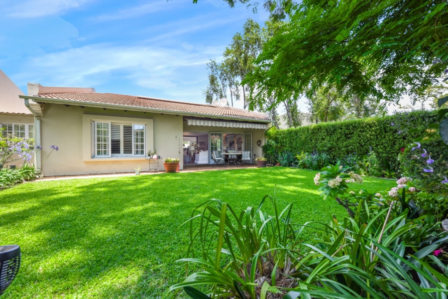 2 Bedroom Property for Sale in Magaliessig Gauteng