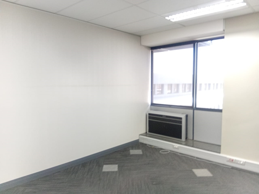 To Let commercial Property for Rent in Randjespark Gauteng