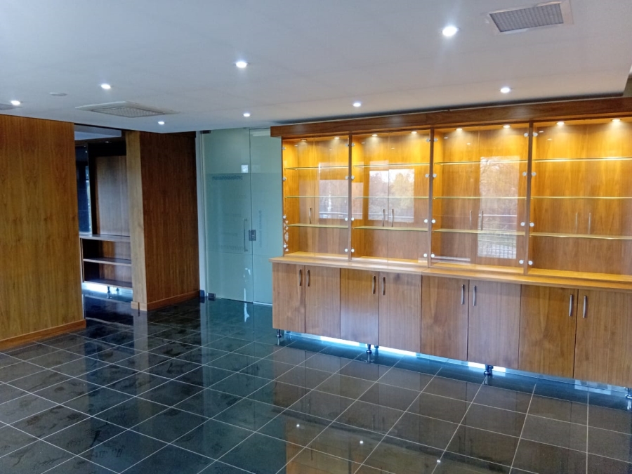 To Let commercial Property for Rent in Randjespark Gauteng