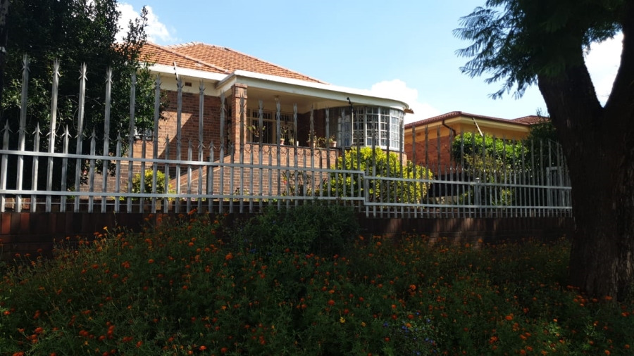 2 Bedroom Property for Sale in Kensington Gauteng
