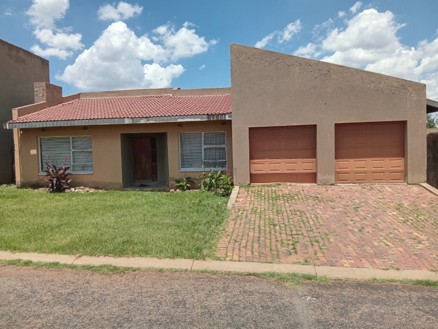 3 Bedroom Property for Sale in Spruit View Gauteng