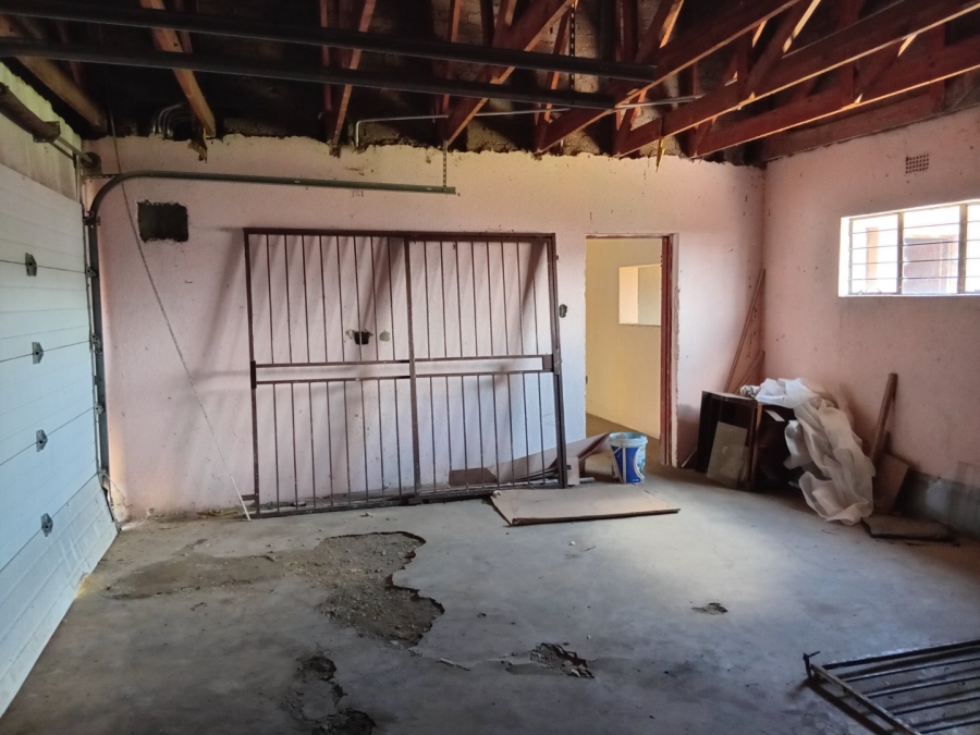 3 Bedroom Property for Sale in Spruit View Gauteng