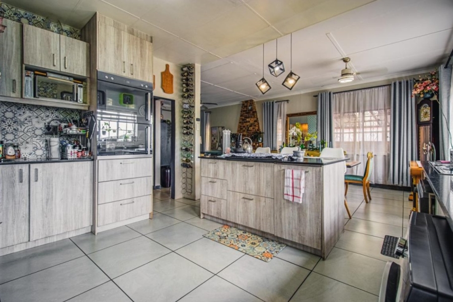 3 Bedroom Property for Sale in Homestead Gauteng