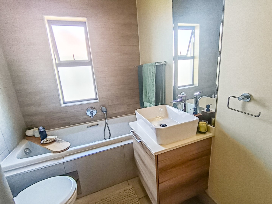 2 Bedroom Property for Sale in Golden Fields Estate Gauteng