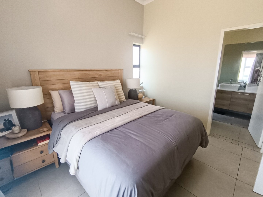 2 Bedroom Property for Sale in Golden Fields Estate Gauteng