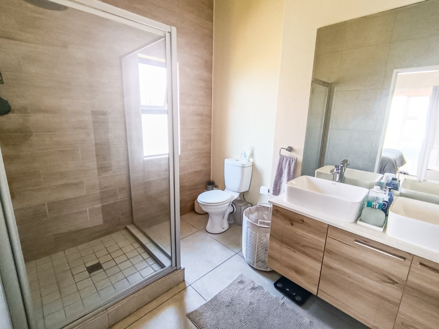 2 Bedroom Property for Sale in Golden Fields Estate Gauteng