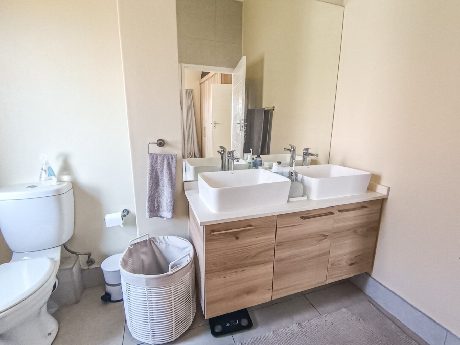 2 Bedroom Property for Sale in Golden Fields Estate Gauteng