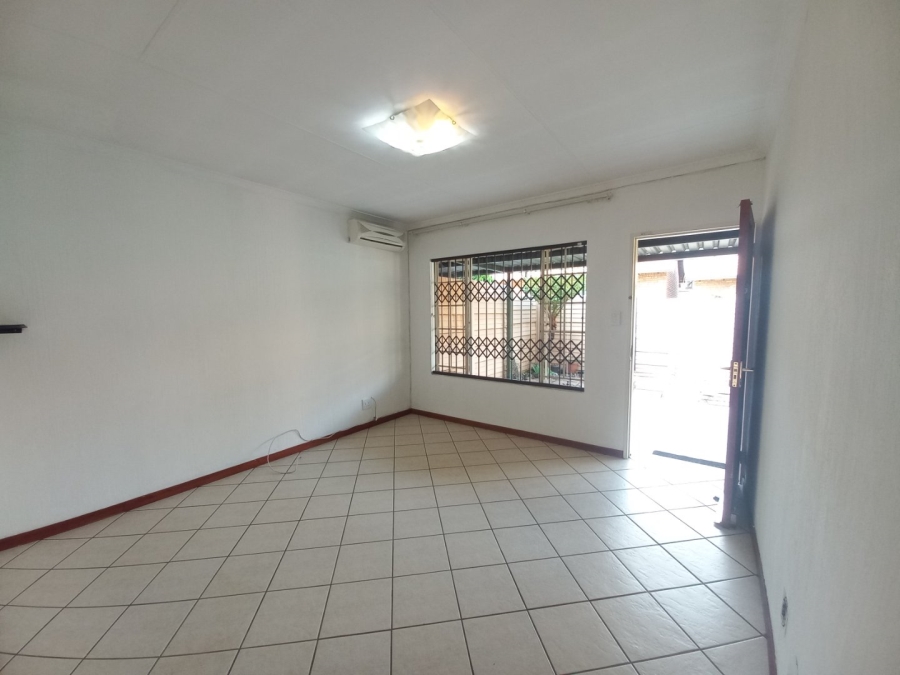 To Let 2 Bedroom Property for Rent in Highveld Gauteng