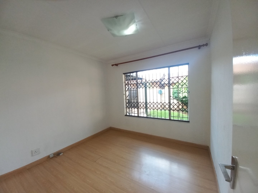To Let 2 Bedroom Property for Rent in Highveld Gauteng